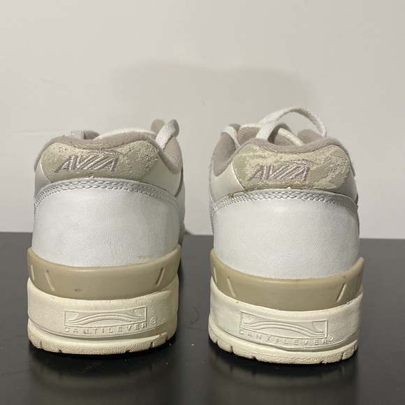 Vintage Womens Avia tennis shoe size 7 all white Y2K streetwear hi top - Picture 6 of 9